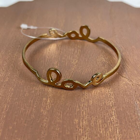 💕 NWOT Gold Tone LOVE Cursive Bangle Bracelet Size OS One Size - Picture 7 of 16